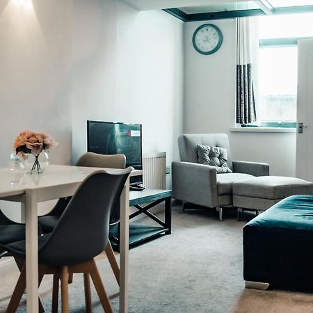 Apartments-Dealhouse ハダーズフィールド エクステリア 写真