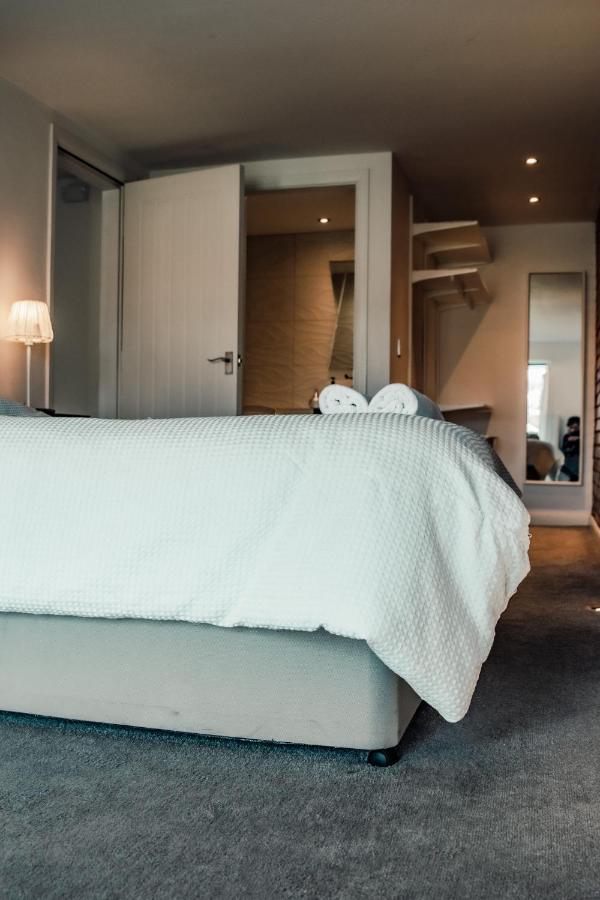 Apartments-Dealhouse ハダーズフィールド エクステリア 写真